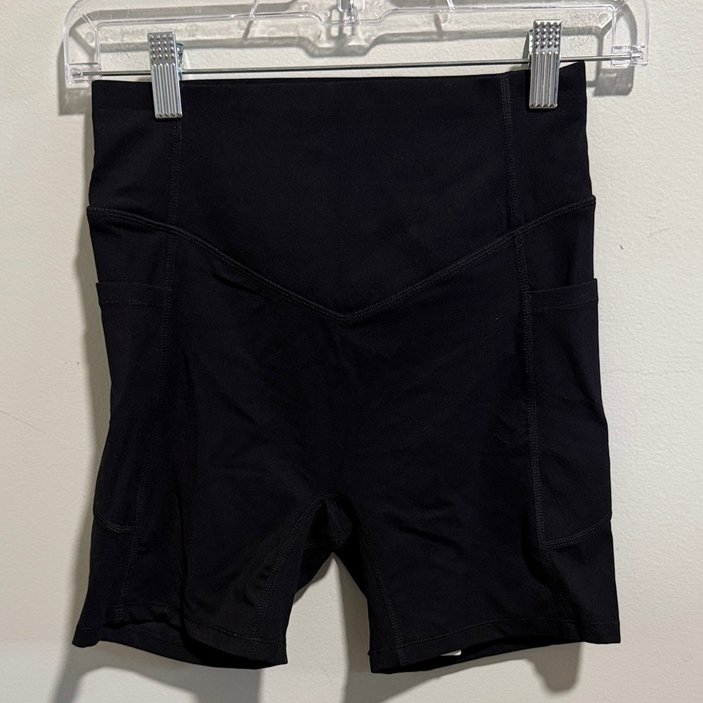 HALARA Black Women's Shorts